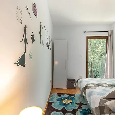 Beautiful In With Wifi *