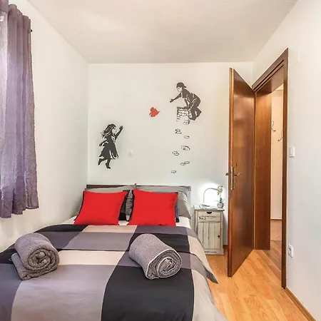 Prázdninový dům Beautiful In With Wifi Grižane