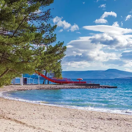 Prázdninový dům Beautiful In With Wifi *